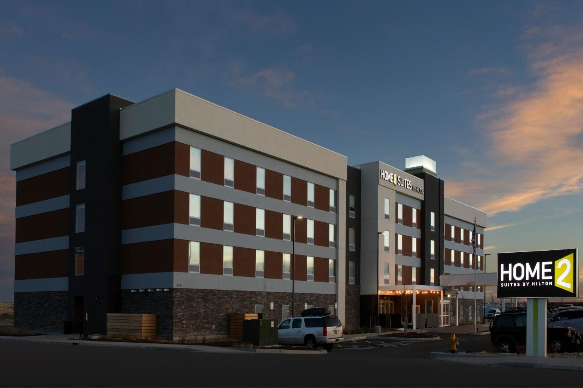 Home2 Suites By Hilton Denver International Airport Екстер'єр фото